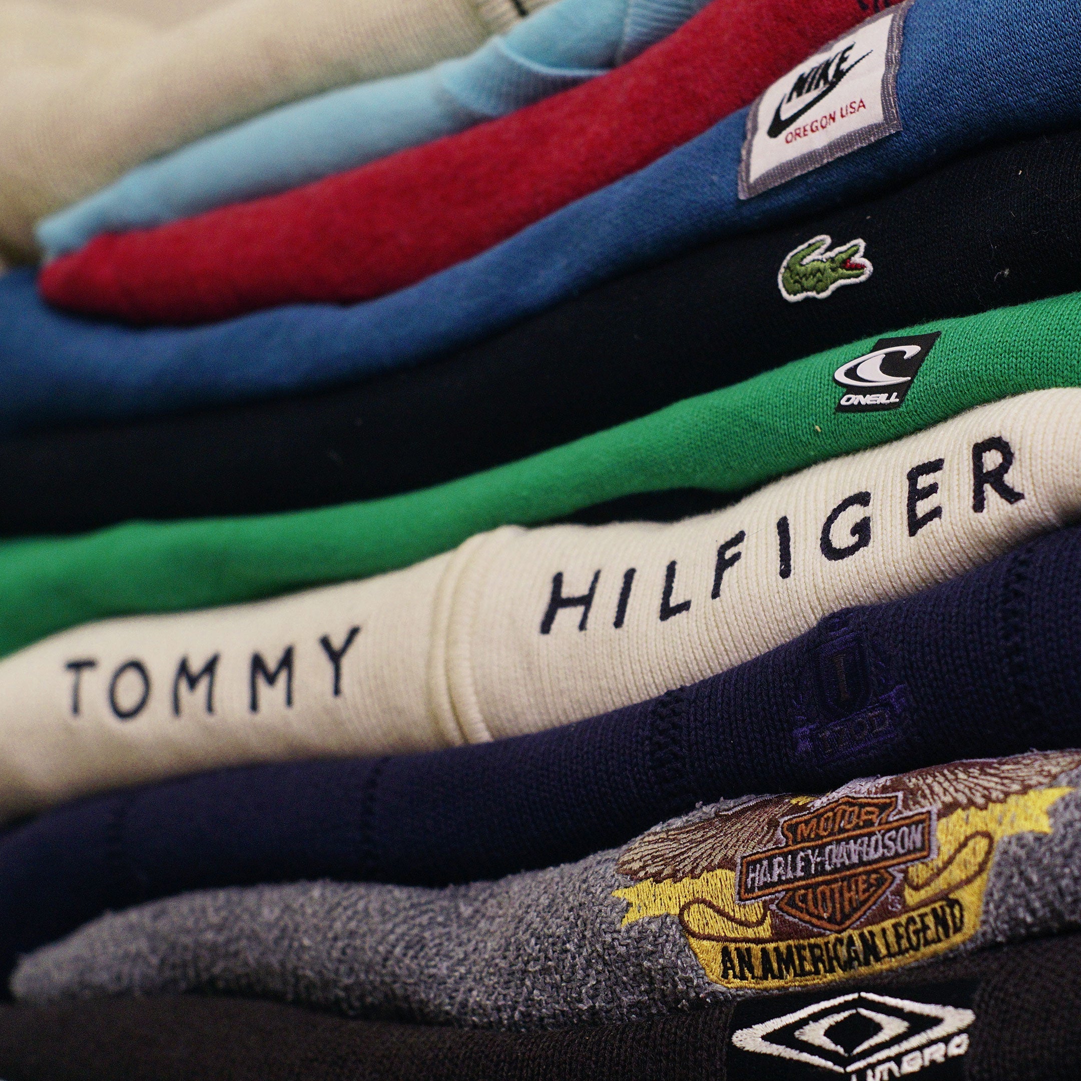Branded-Knitwear_2bf602b9-08ba-4d5e-a0fd-6ccfe8066a76.jpg