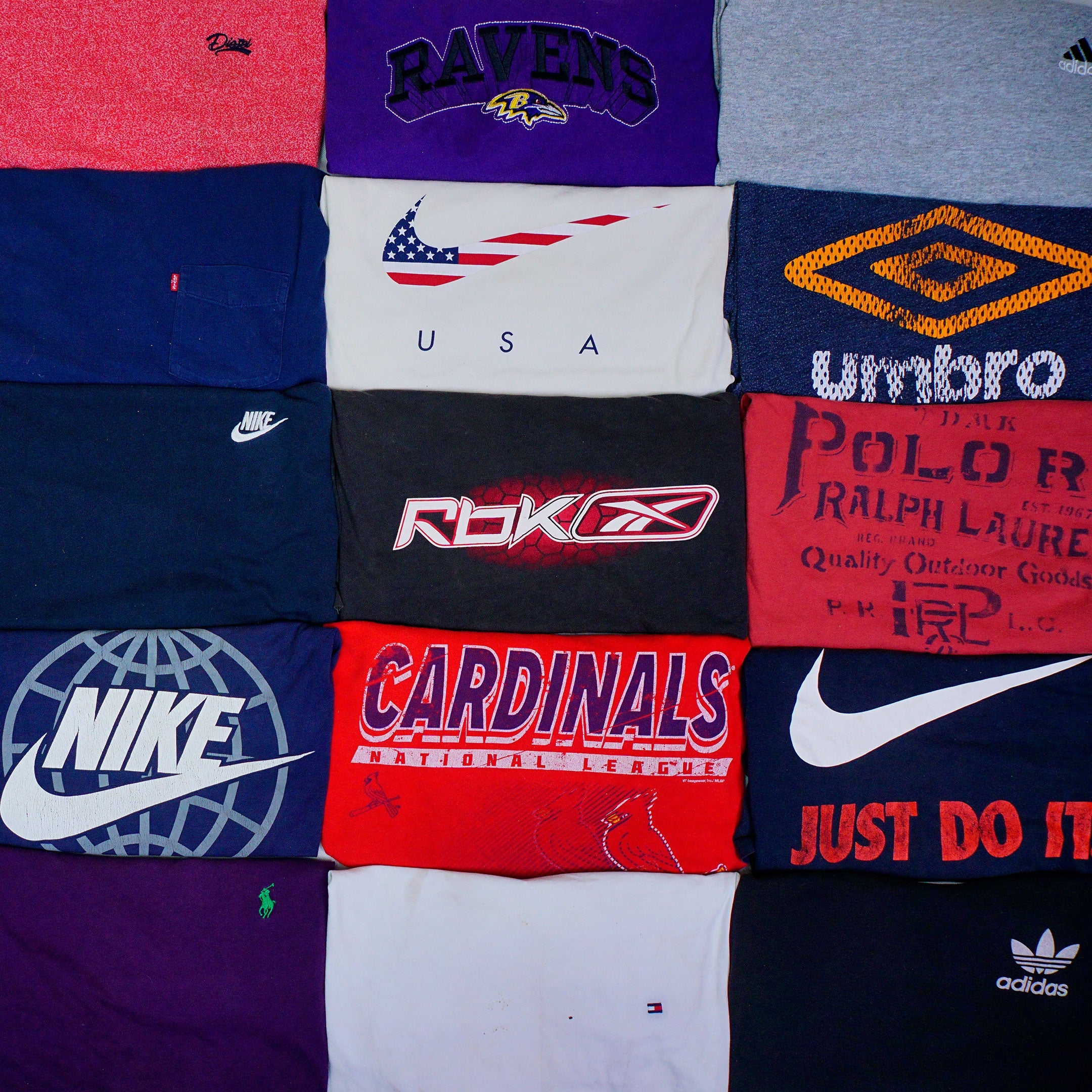Branded-Tees_6a27357b-e95a-490f-b04d-f031d7292fc8.jpg