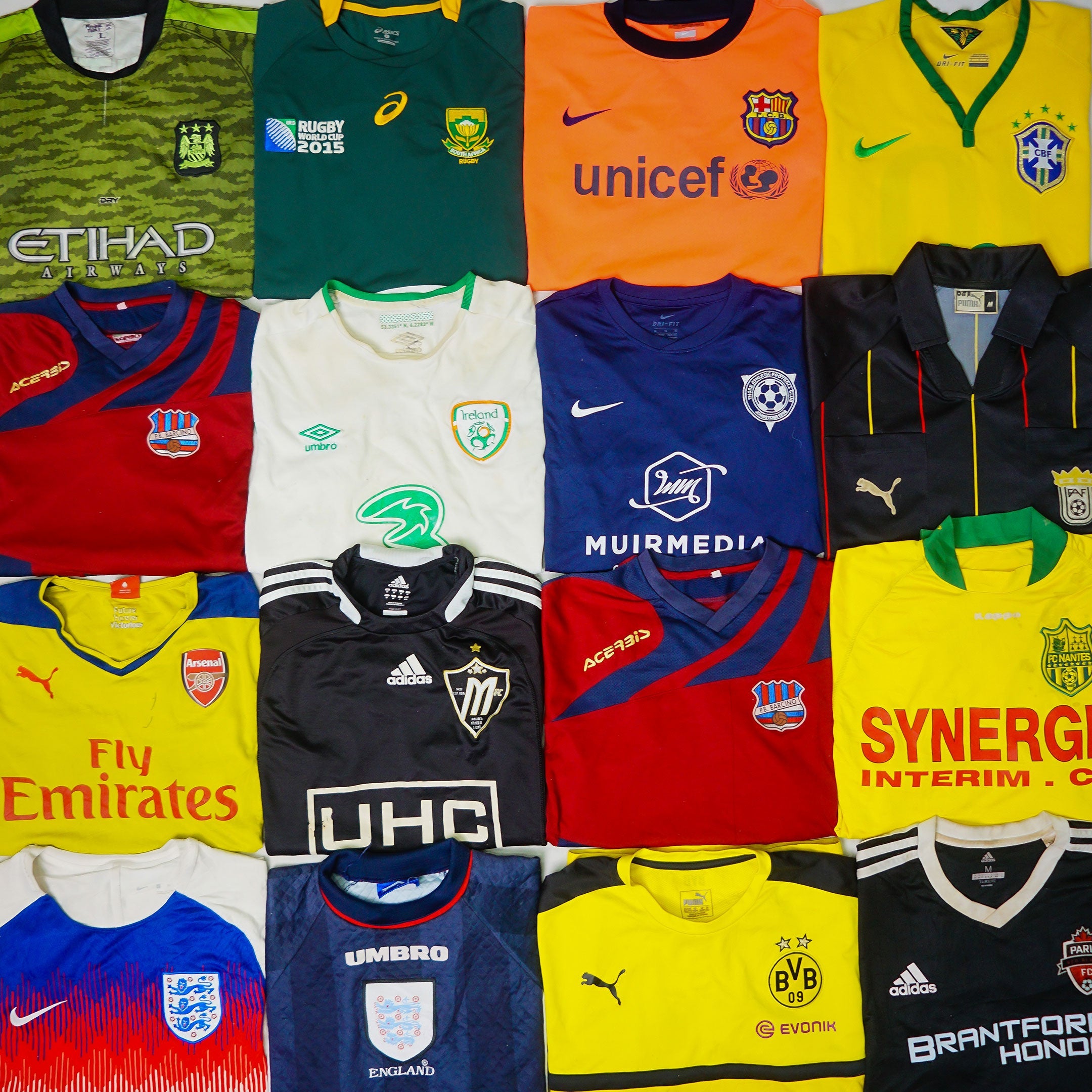 Football_Jerseys.jpg